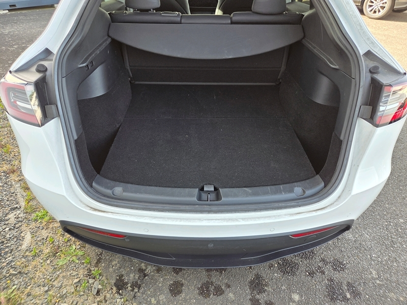 Photo 16 - Tesla Model Y