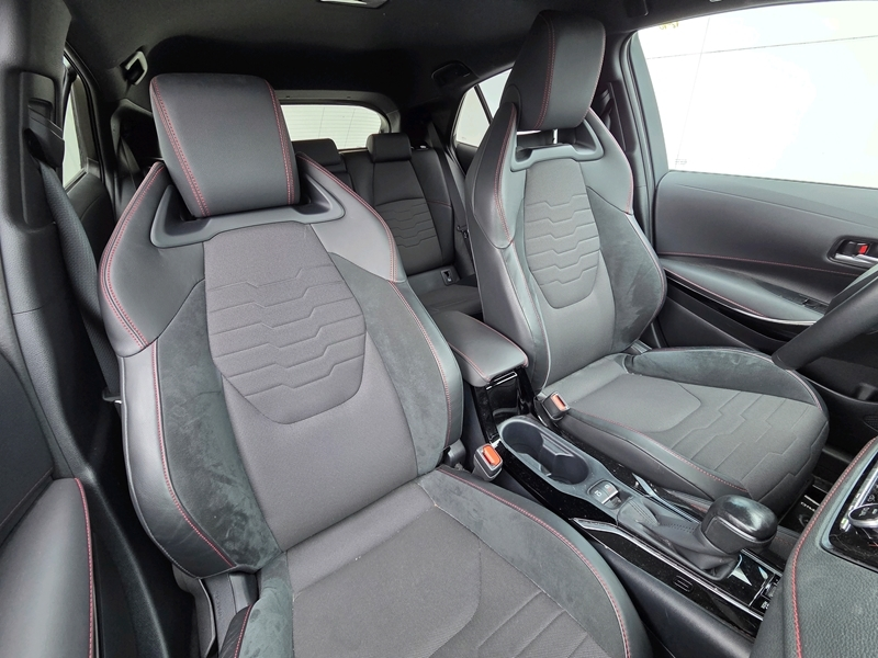 Photo 4 - Toyota Corolla
