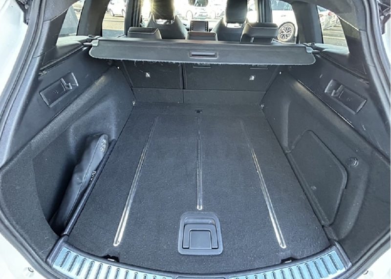 Photo 17 - Toyota Corolla Touring Spt