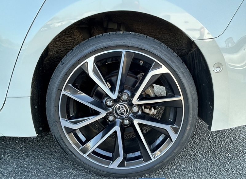 Photo 20 - Toyota Corolla Touring Spt