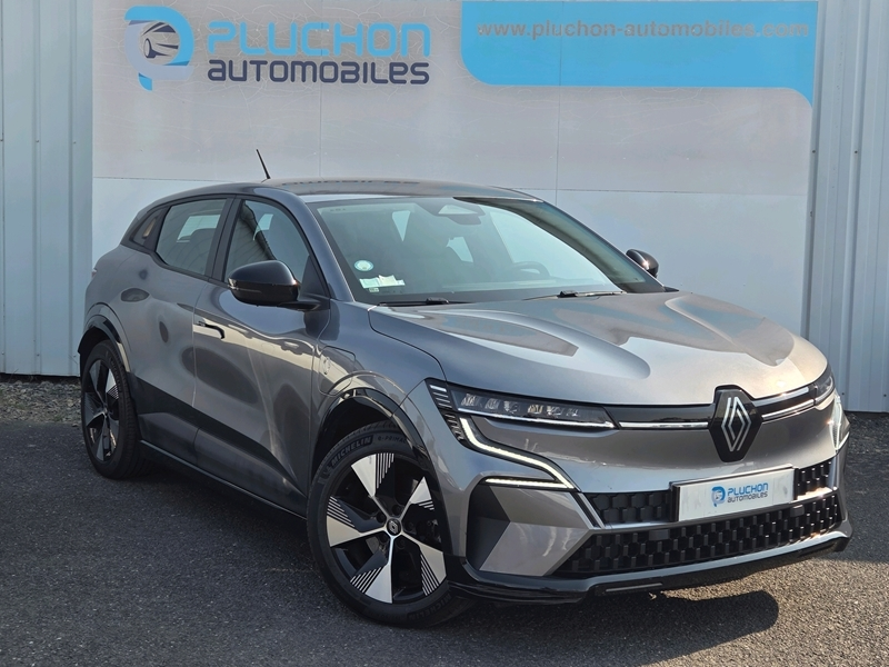 Renault
                        Megane V
