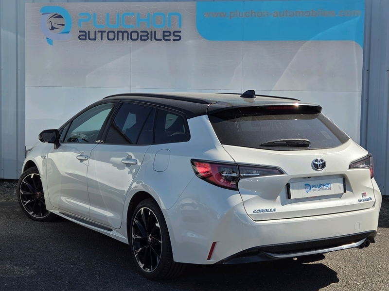 Toyota
                    Corolla Touring Spt