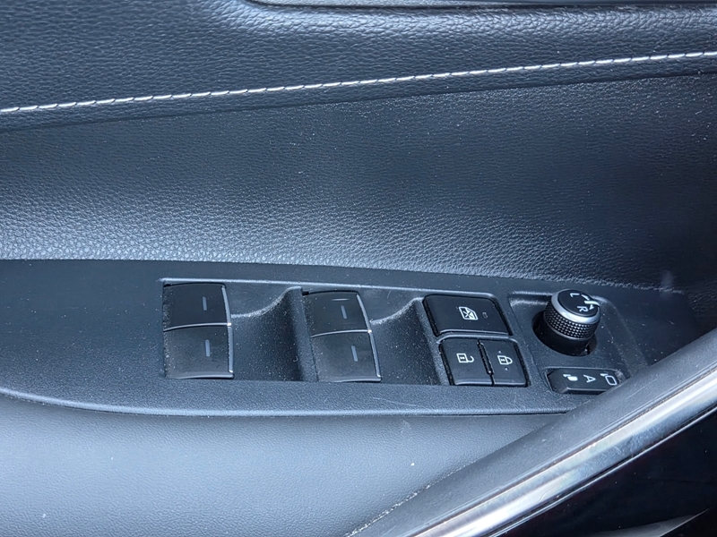 Photo 13 - Toyota Corolla Touring Spt