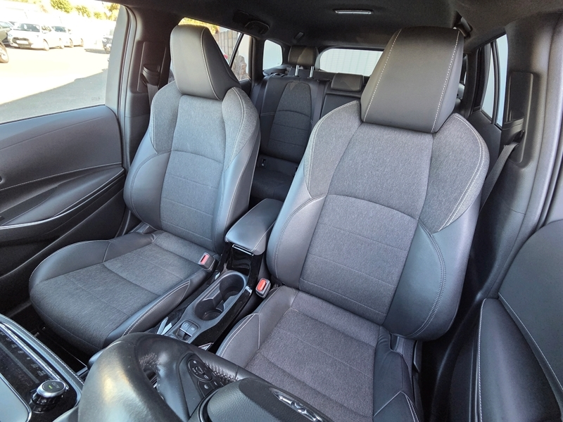 Photo 4 - Toyota Corolla Touring Spt