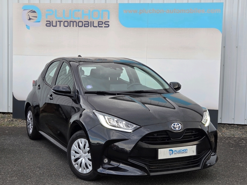 Toyota
                        Yaris