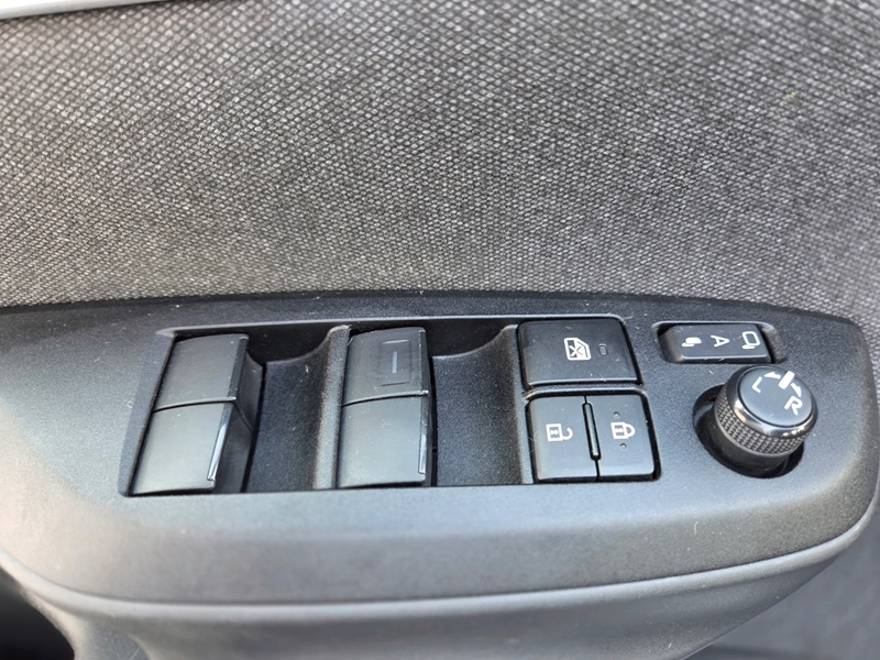 Photo 15 - Toyota Yaris Cross