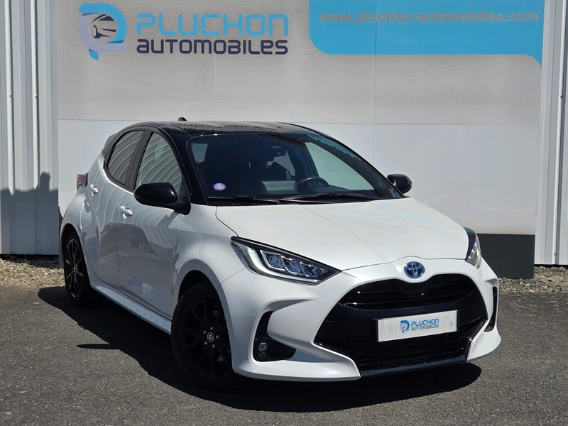 Toyota
                        Yaris
