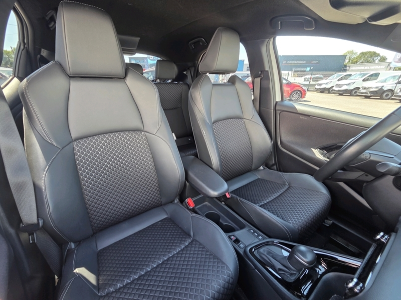 Photo 4 - Toyota Yaris