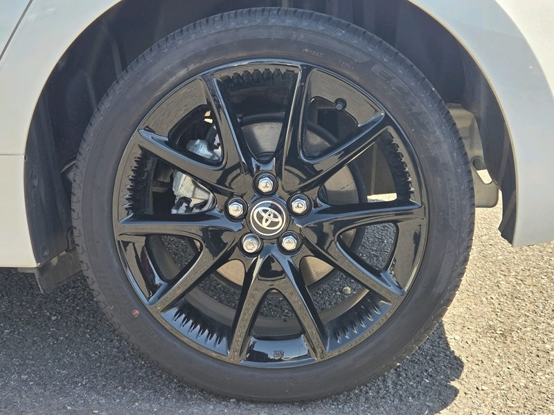 Photo 20 - Toyota Yaris