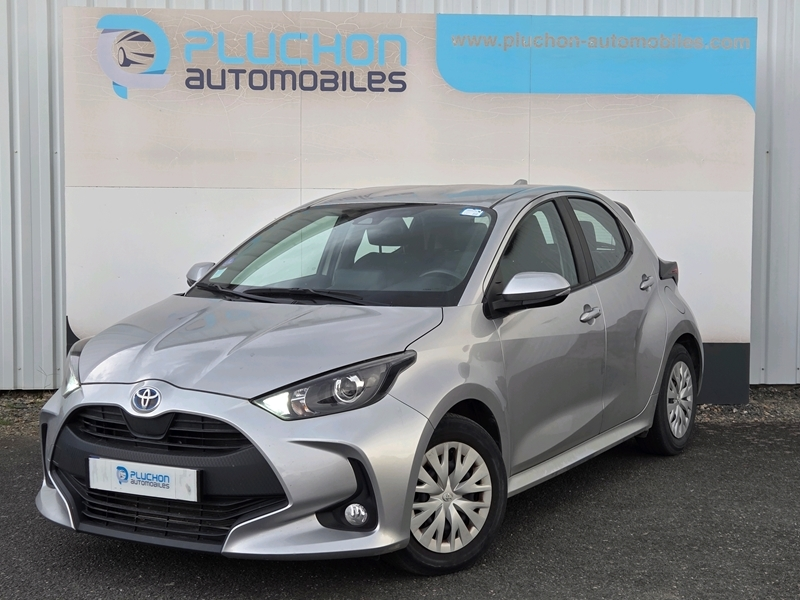 Toyota
                        Yaris