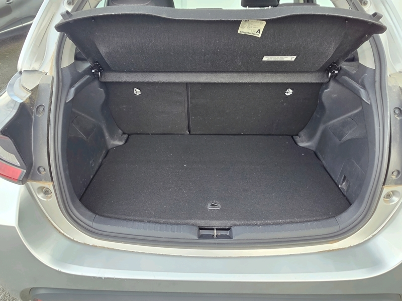 Photo 17 - Toyota Yaris