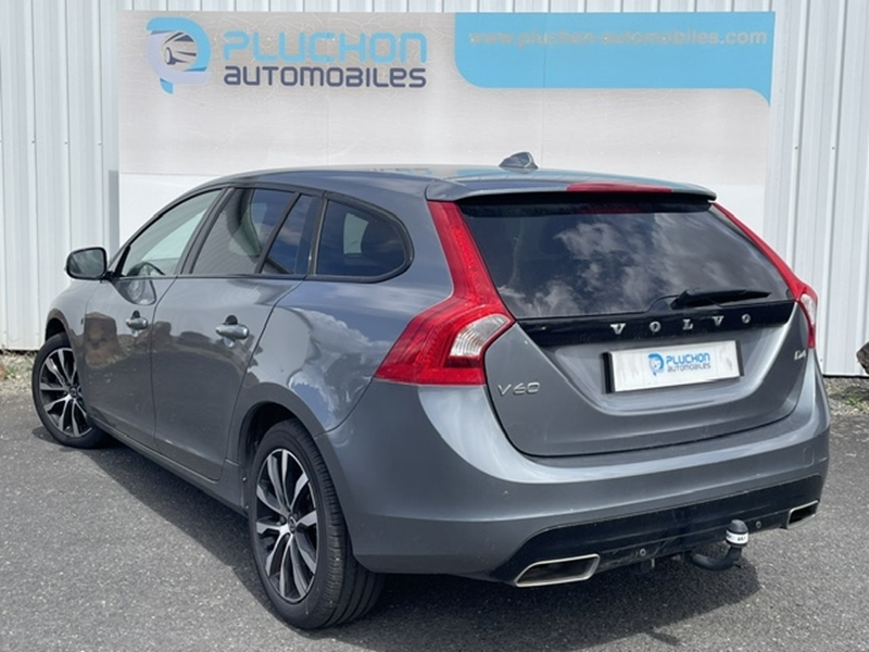 Volvo
                    V60