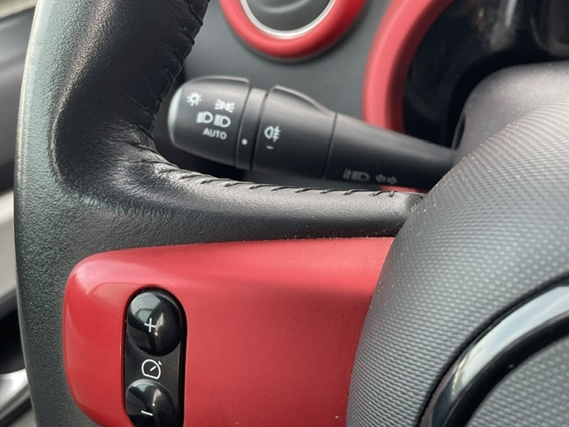 Photo 9 - Renault Twingo III