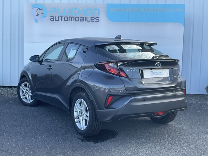 Photo 3 - Toyota C-HR