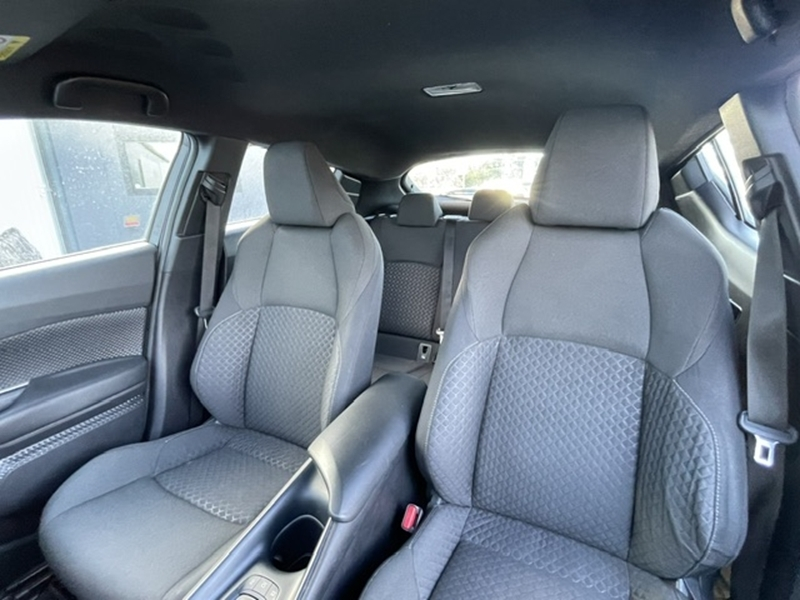 Photo 6 - Toyota C-HR