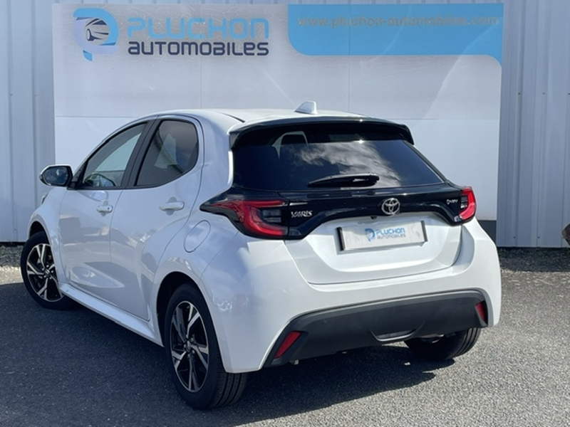 Photo 3 - Toyota Yaris