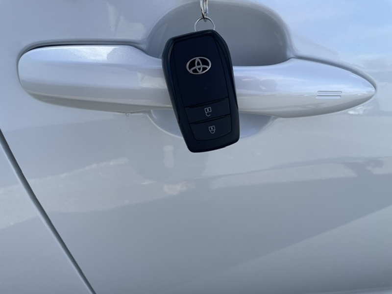 Photo 20 - Toyota Yaris
