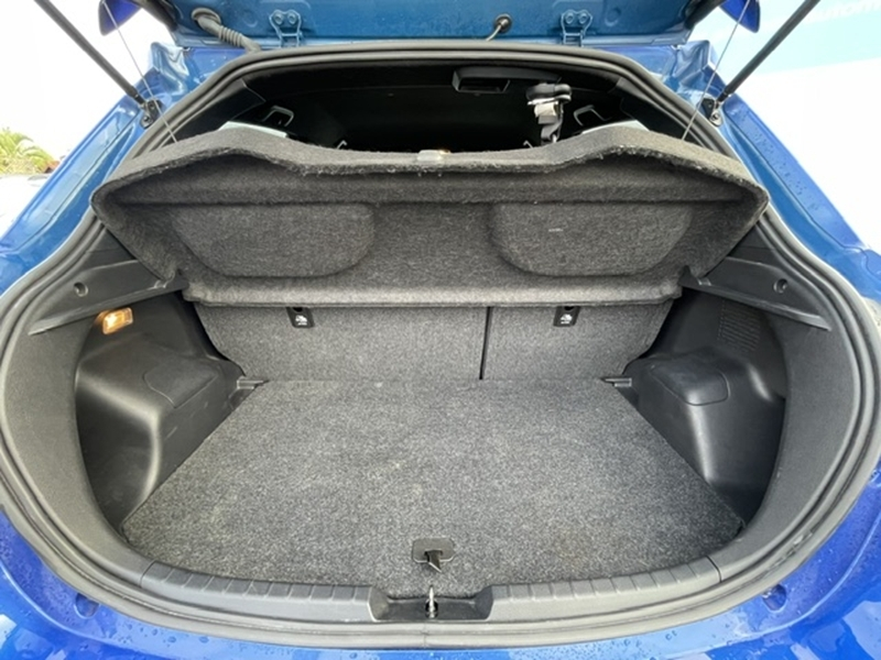 Photo 4 - Toyota Yaris