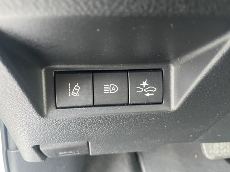 Photo 9 - Toyota Yaris