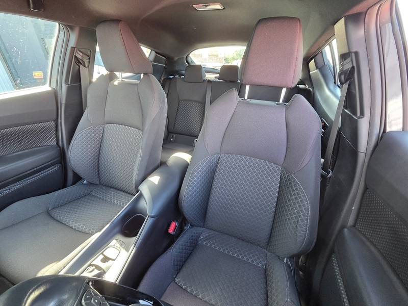 Photo 4 - Toyota C-HR