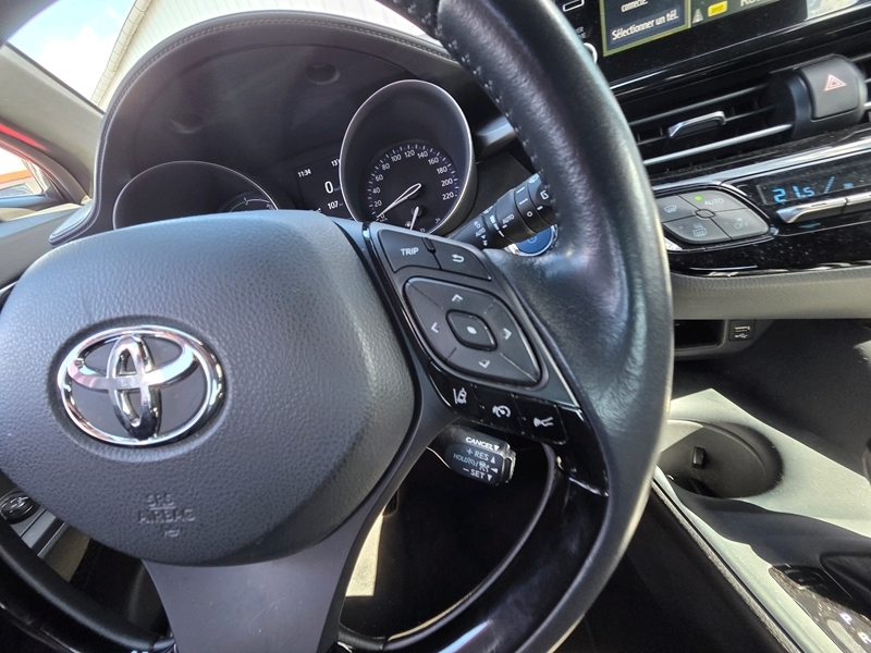Photo 7 - Toyota C-HR