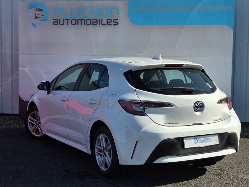 Photo 3 - Toyota Corolla