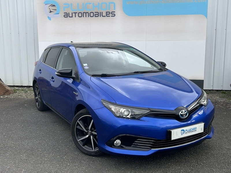 Toyota Auris - HSD 136H Tendance RC18