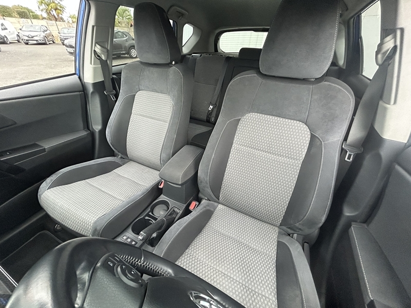 Photo 6 - Toyota Auris