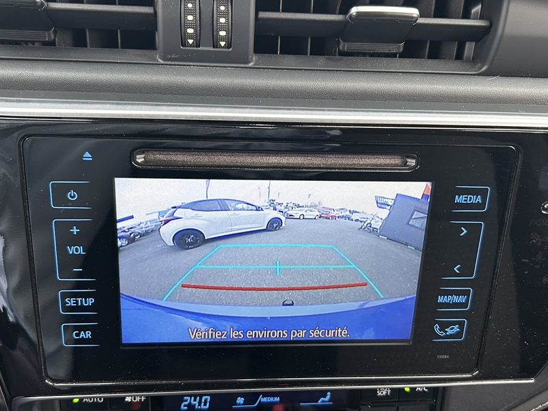 Photo 9 - Toyota Auris