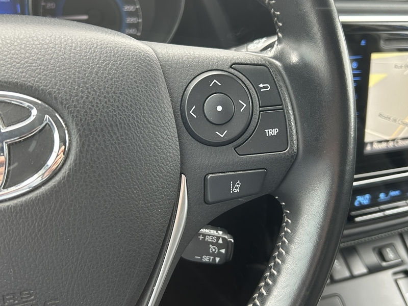 Photo 17 - Toyota Auris