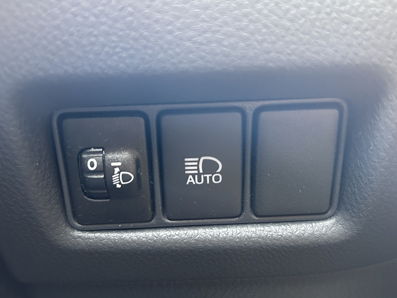 Photo 12 - Toyota C-HR