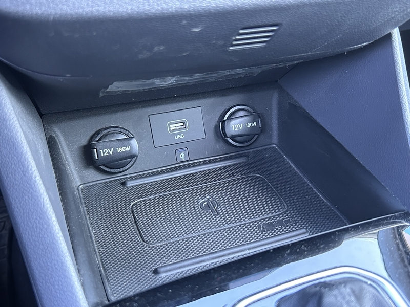 Photo 15 - Hyundai Ioniq