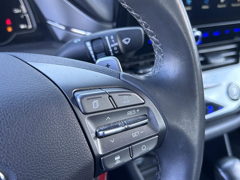 Photo 18 - Hyundai Ioniq