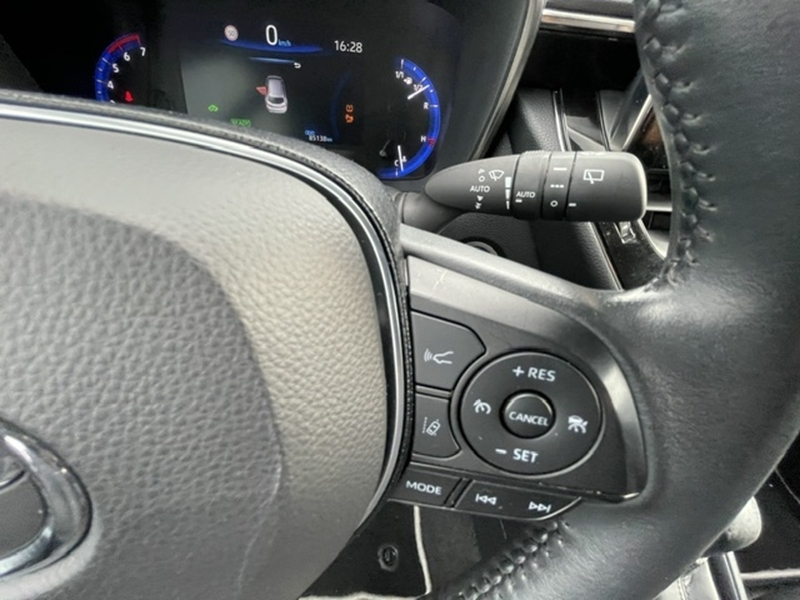 Photo 10 - Toyota Corolla Touring Spt