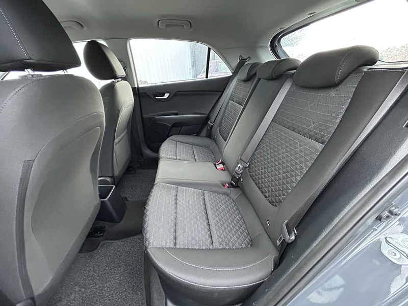 Photo 13 - Kia Rio