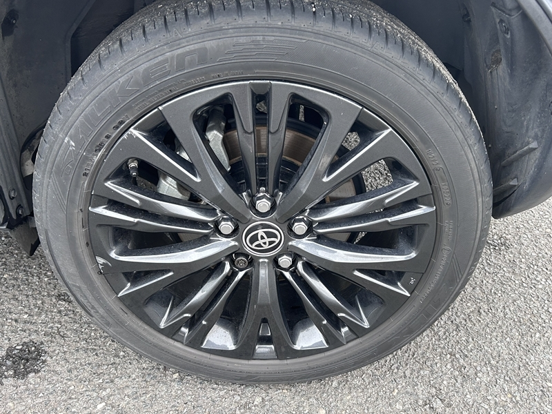 Photo 3 - Toyota Yaris Cross