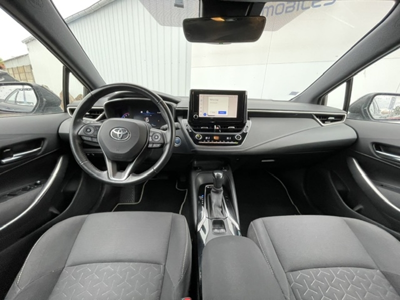 Photo 2 - Toyota Corolla Touring Spt