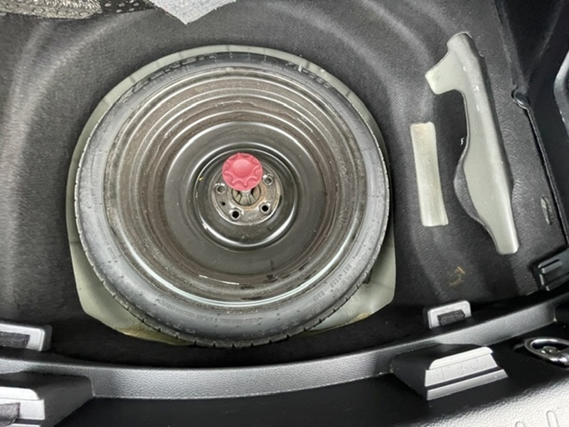 Photo 5 - Toyota Corolla Touring Spt