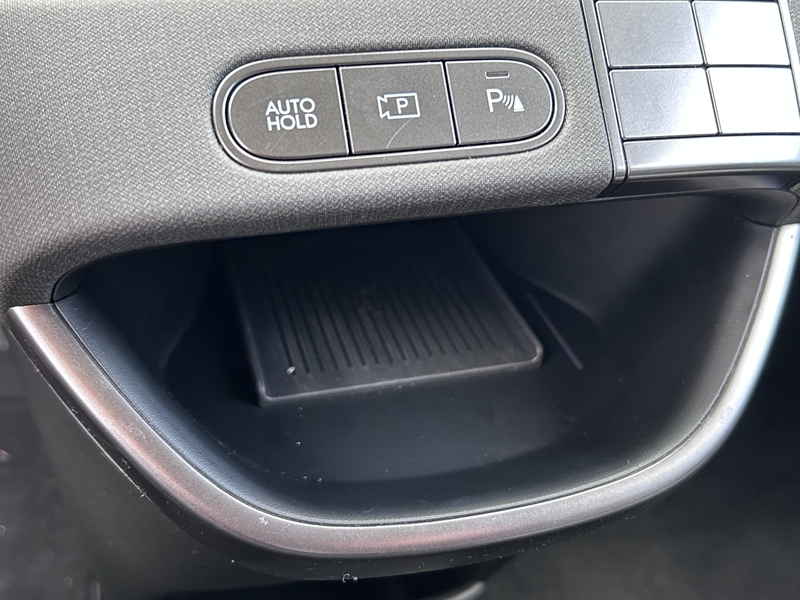 Photo 7 - Hyundai Inster