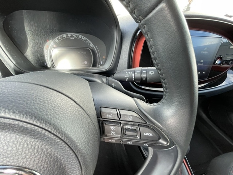 Photo 9 - Toyota Aygo X