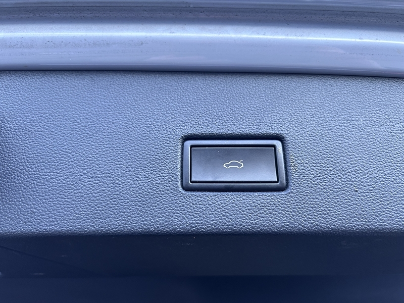 Photo 8 - Volkswagen T-Roc