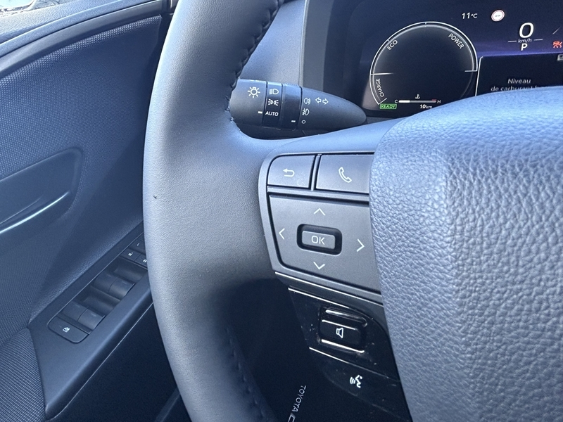Photo 10 - Toyota C-HR