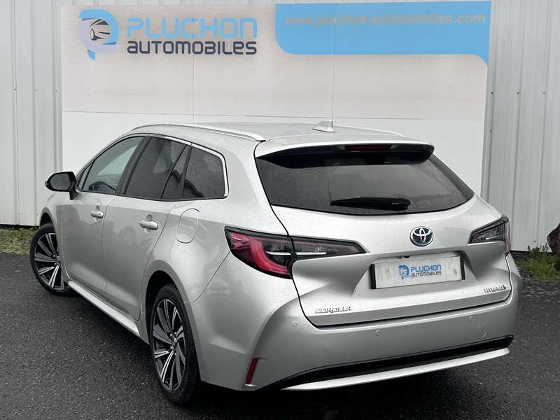Photo 3 - Toyota Corolla Touring Spt