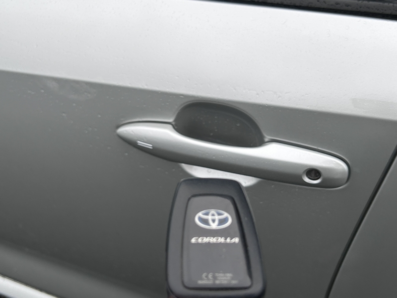Photo 10 - Toyota Corolla Touring Spt