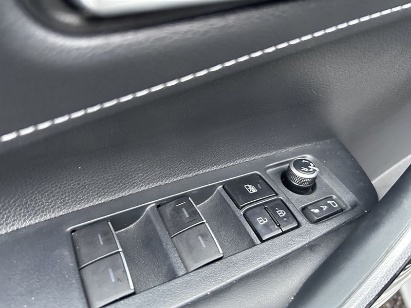 Photo 13 - Toyota Corolla Touring Spt
