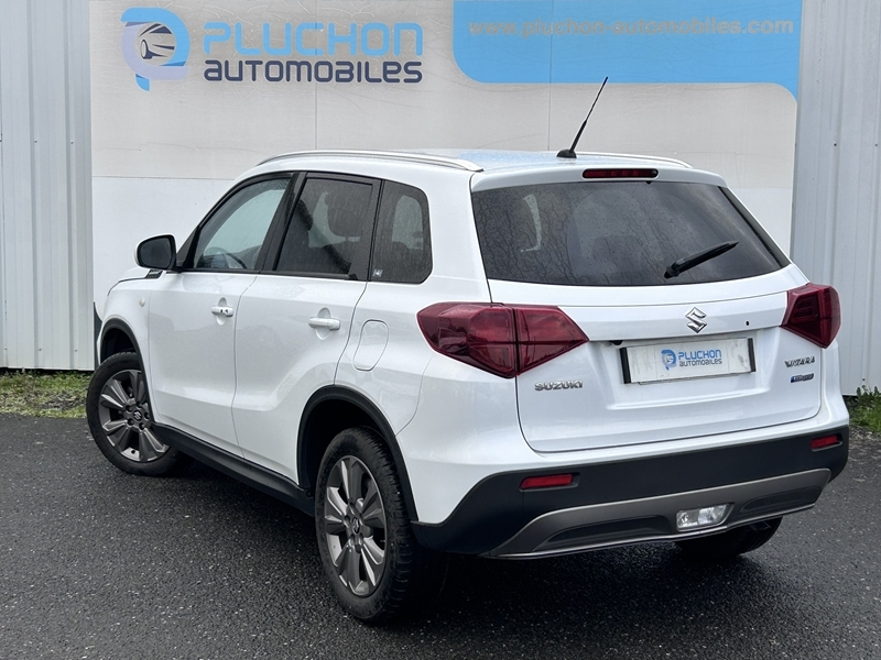 Photo 2 - Suzuki Vitara