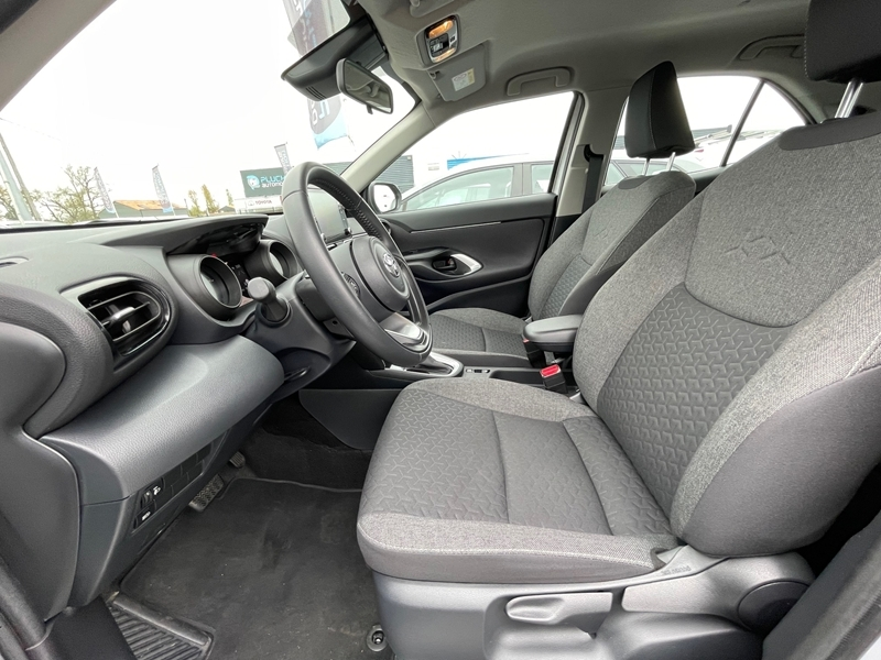 Photo 6 - Toyota Yaris Cross