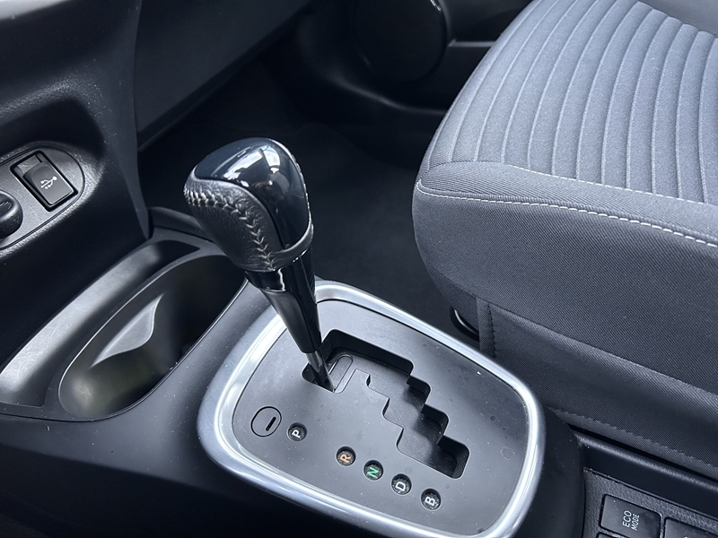 Photo 6 - Toyota Yaris