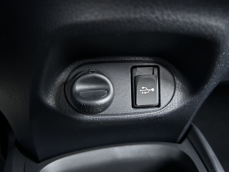 Photo 7 - Toyota Yaris