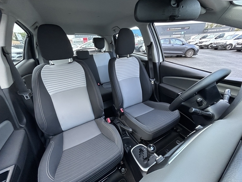 Photo 19 - Toyota Yaris